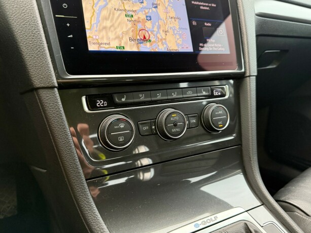 volkswagen-golf-elektrisitet-2018-big-23