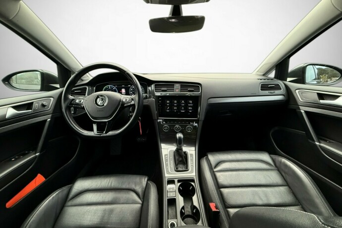 volkswagen-golf-elektrisitet-2018-big-34