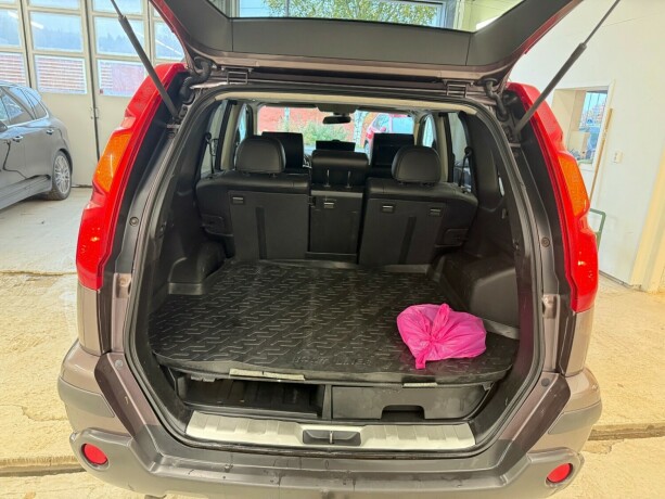 nissan-x-trail-diesel-2009-big-18