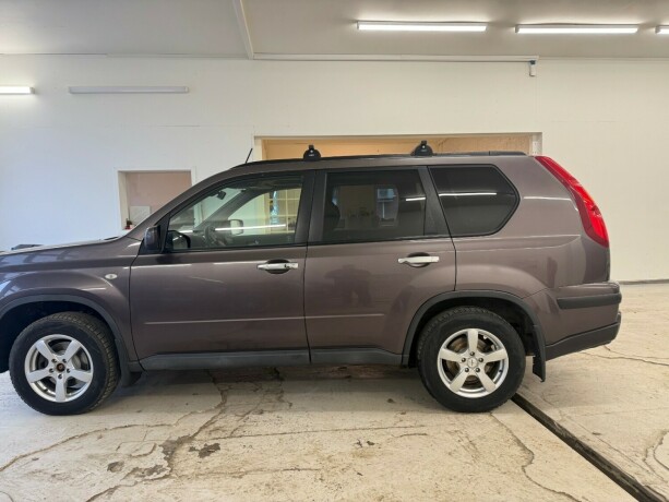 nissan-x-trail-diesel-2009-big-1