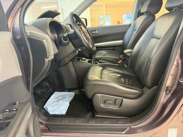 nissan-x-trail-diesel-2009-big-21