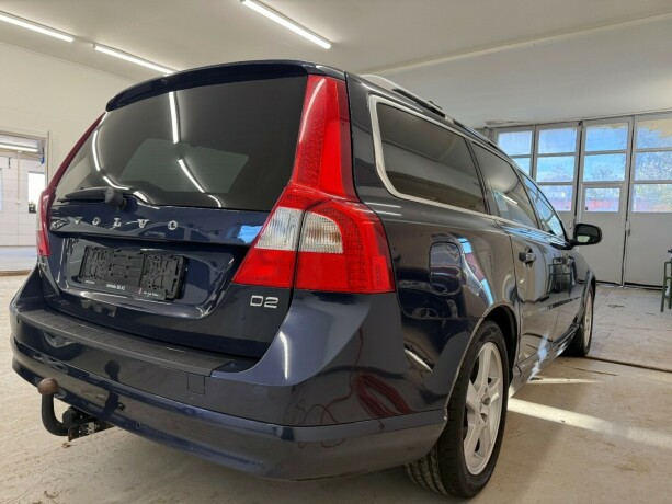 volvo-v70-diesel-2013-big-5