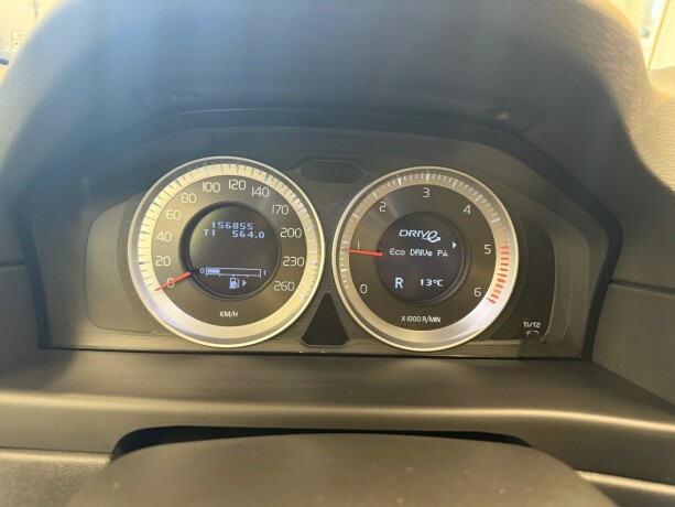 volvo-v70-diesel-2013-big-9