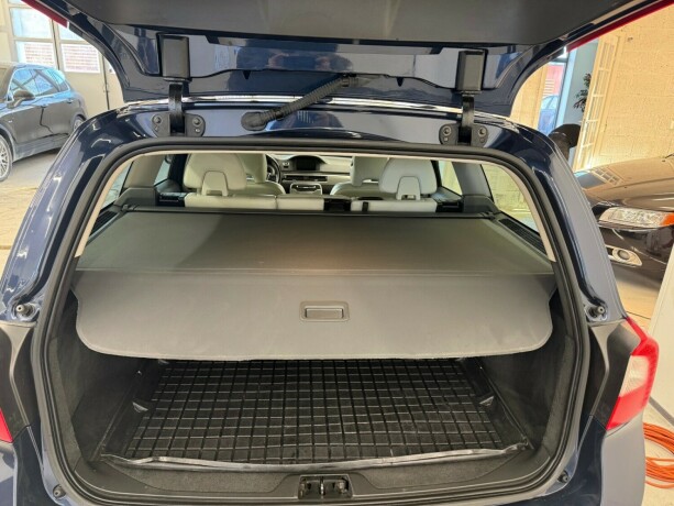 volvo-v70-diesel-2013-big-26