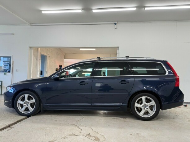 volvo-v70-diesel-2013-big-1