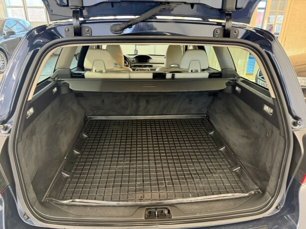 volvo-v70-diesel-2013-big-27