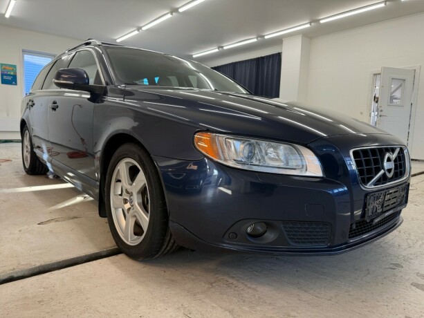 volvo-v70-diesel-2013-big-8