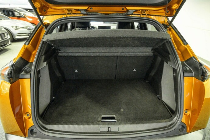 peugeot-e-2008-elektrisitet-2021-big-7