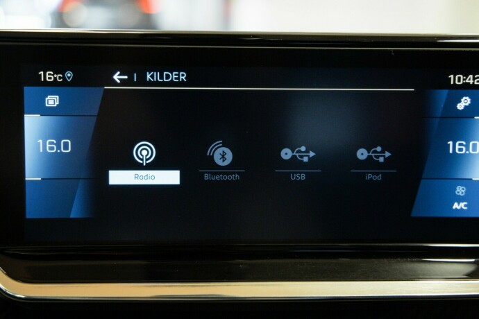 peugeot-e-2008-elektrisitet-2021-big-15