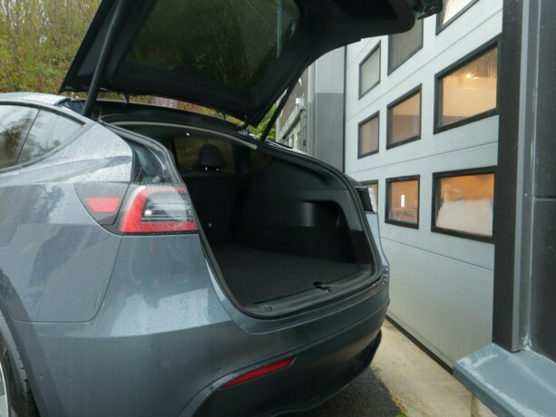 tesla-model-y-elektrisitet-2021-big-21