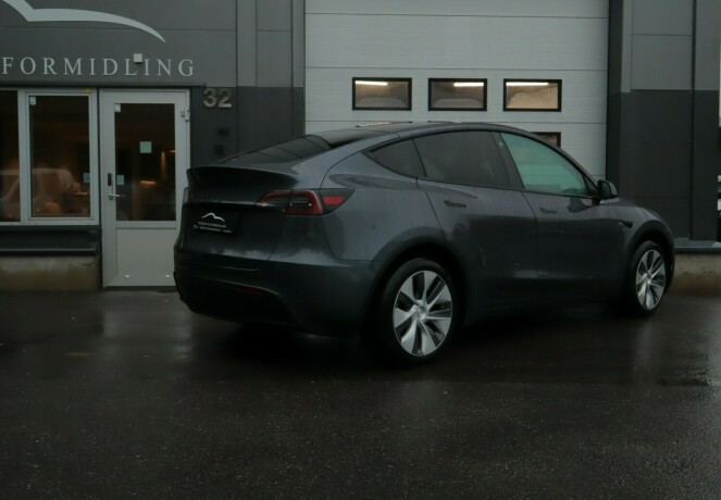 tesla-model-y-elektrisitet-2021-big-1