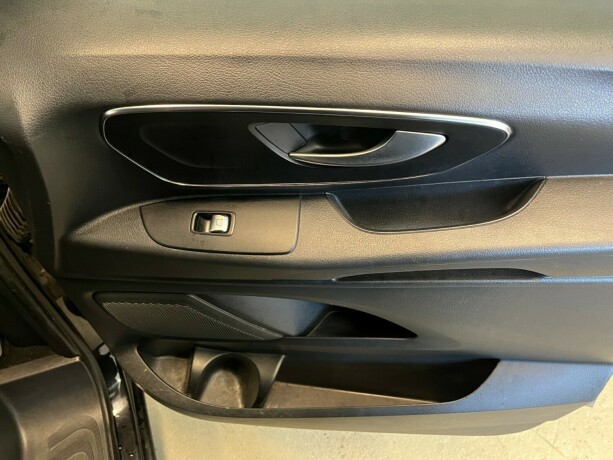 mercedes-benz-vito-diesel-2020-big-17