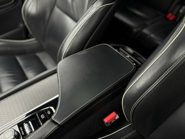 volvo-xc-90-plug-in-petrol-2019-big-23