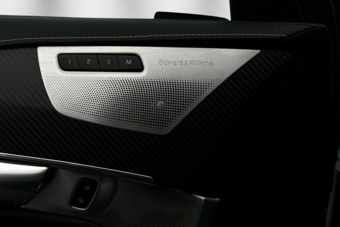 volvo-xc-90-plug-in-petrol-2019-big-33