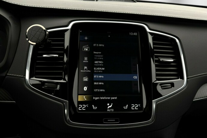 volvo-xc-90-plug-in-petrol-2019-big-40