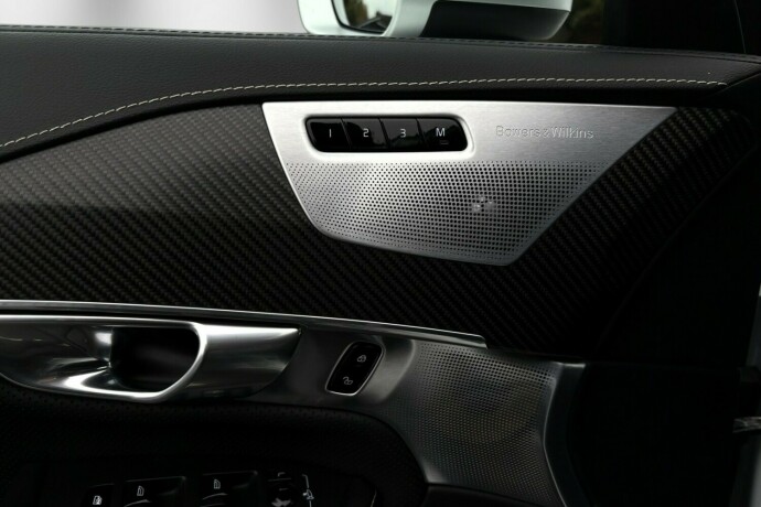 volvo-xc-90-plug-in-petrol-2019-big-32