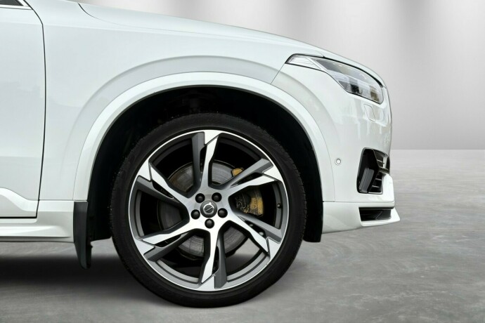 volvo-xc-90-plug-in-petrol-2019-big-5