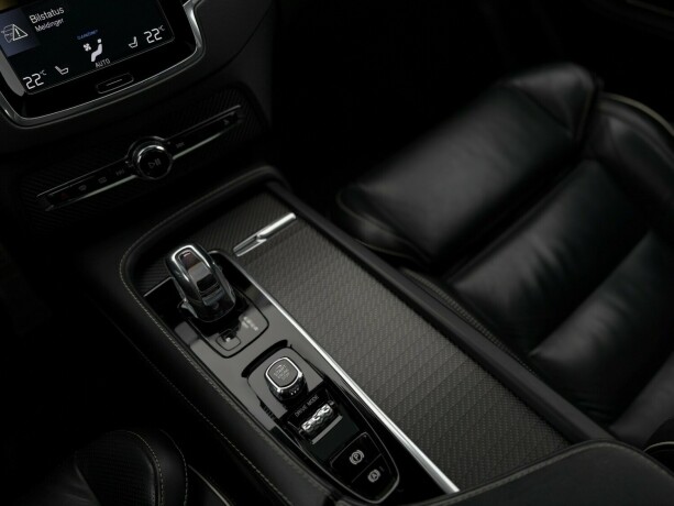 volvo-xc-90-plug-in-petrol-2019-big-25