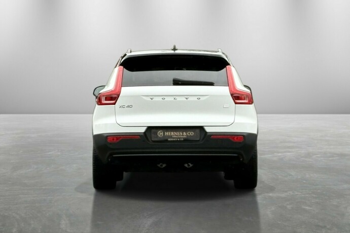 volvo-xc-40-elektrisitet-2022-big-7