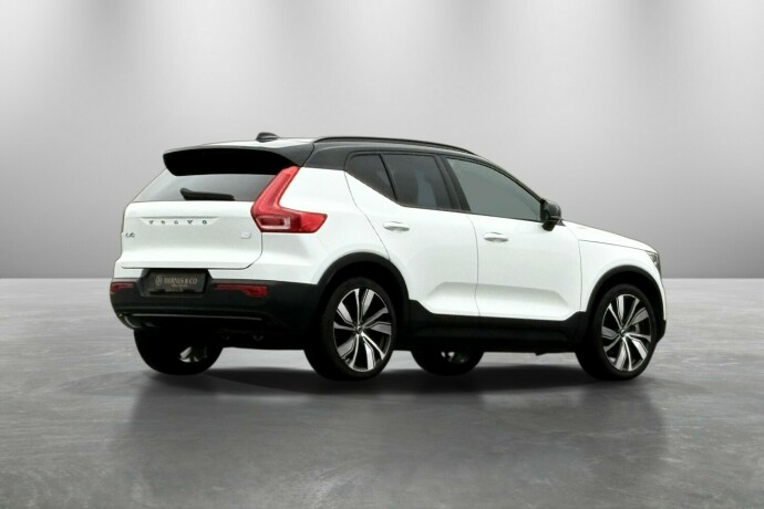 volvo-xc-40-elektrisitet-2022-big-5