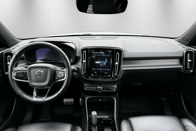 volvo-xc-40-elektrisitet-2022-big-13