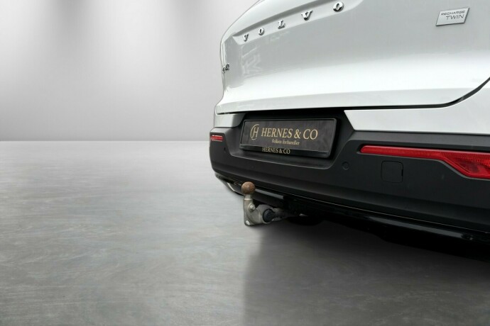 volvo-xc-40-elektrisitet-2022-big-9