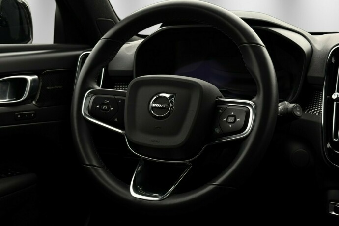 volvo-xc-40-elektrisitet-2022-big-15