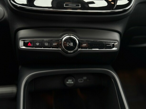 volvo-xc-40-elektrisitet-2022-big-27