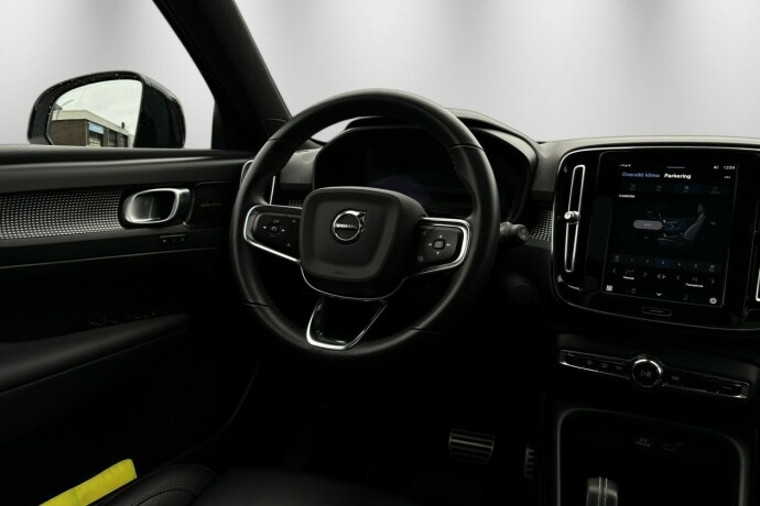 volvo-xc-40-elektrisitet-2022-big-14