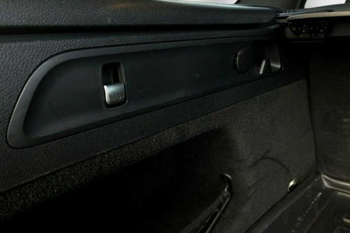 mercedes-benz-glc-elektrisitetdiesel-2021-big-39