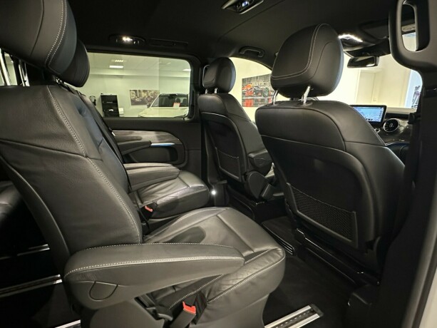 mercedes-benz-eqv-elektrisitet-2022-big-22