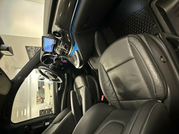 mercedes-benz-eqv-elektrisitet-2022-big-21