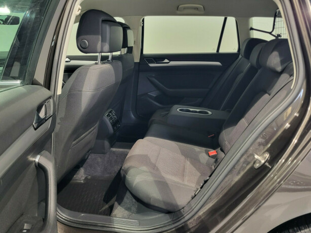 volkswagen-passat-diesel-2017-big-26