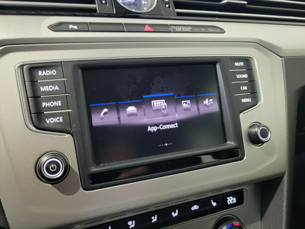 volkswagen-passat-diesel-2017-big-18