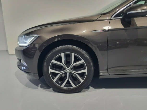 volkswagen-passat-diesel-2017-big-7