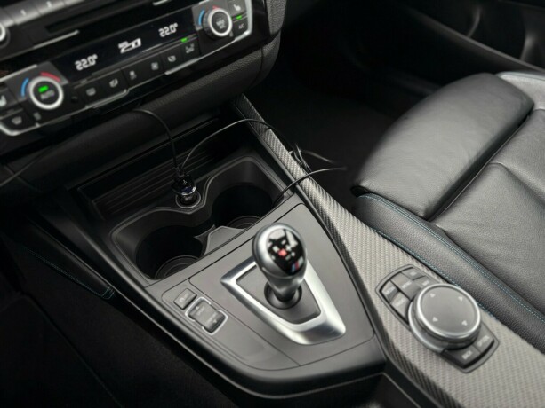 bmw-m2-bensin-2016-big-15