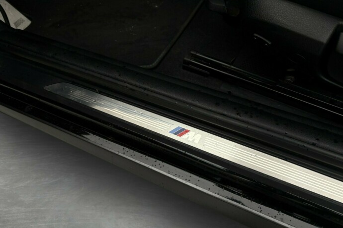 bmw-m2-bensin-2016-big-18