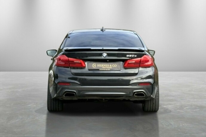 bmw-5-serie-plug-in-petrol-2017-big-6