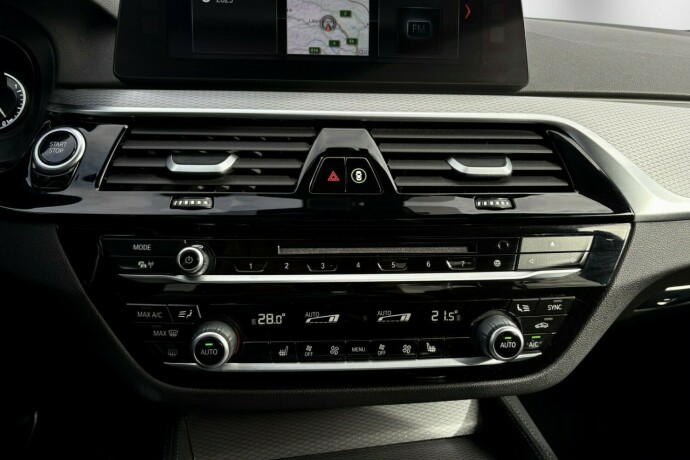 bmw-5-serie-plug-in-petrol-2017-big-21