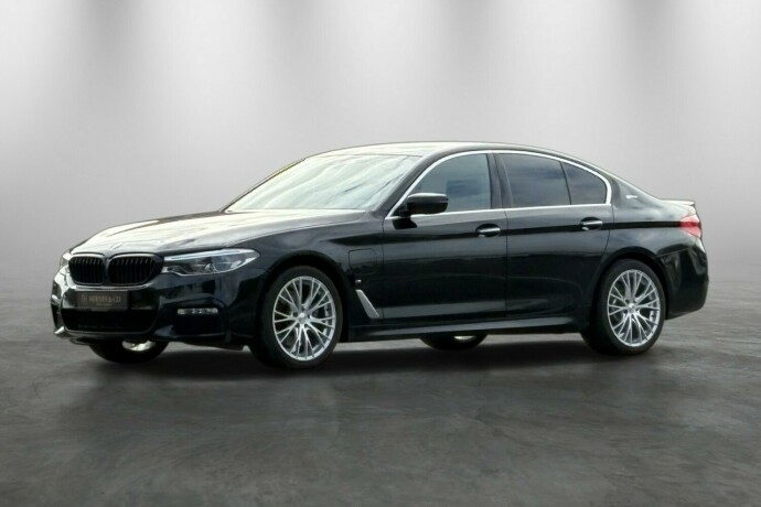 bmw-5-serie-plug-in-petrol-2017-big-0
