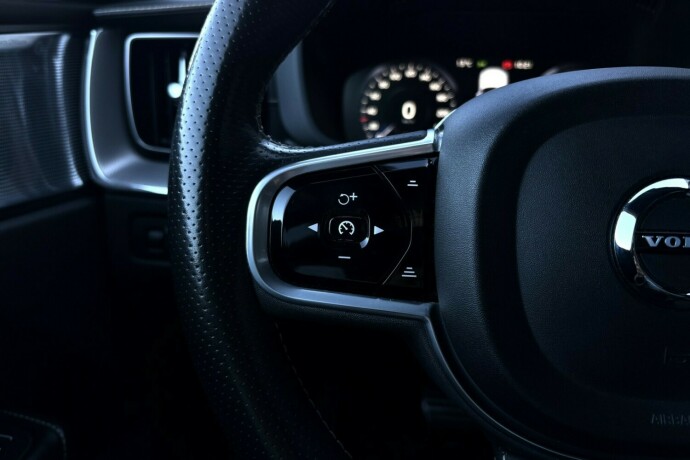 volvo-xc-60-elektrisitetbensin-2018-big-15