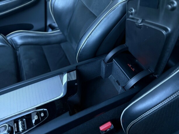 volvo-xc-60-elektrisitetbensin-2018-big-20