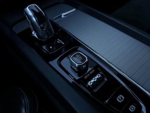 volvo-xc-60-elektrisitetbensin-2018-big-26
