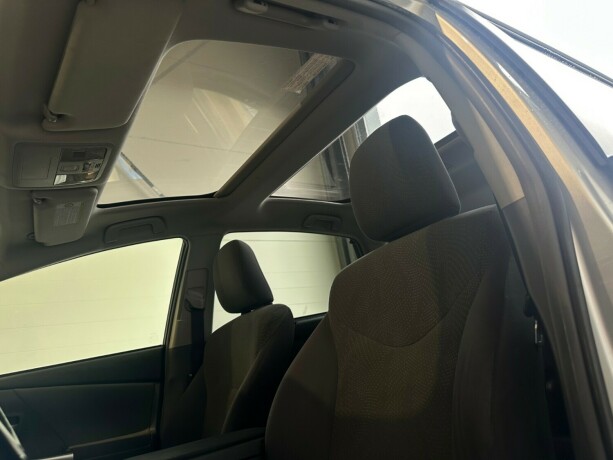 toyota-prius-seven-elektrisitetbensin-2013-big-30