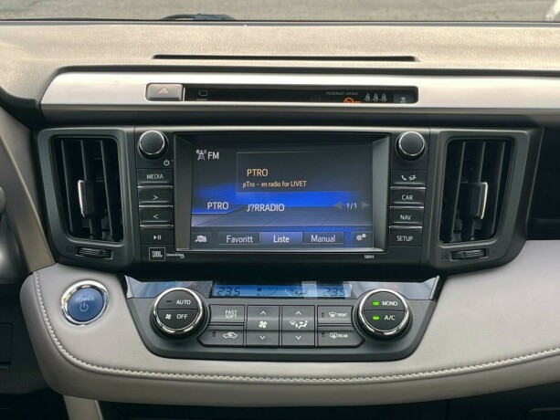 toyota-rav4-elektrisitetbensin-2016-big-18