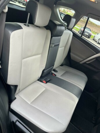 toyota-rav4-elektrisitetbensin-2016-big-30