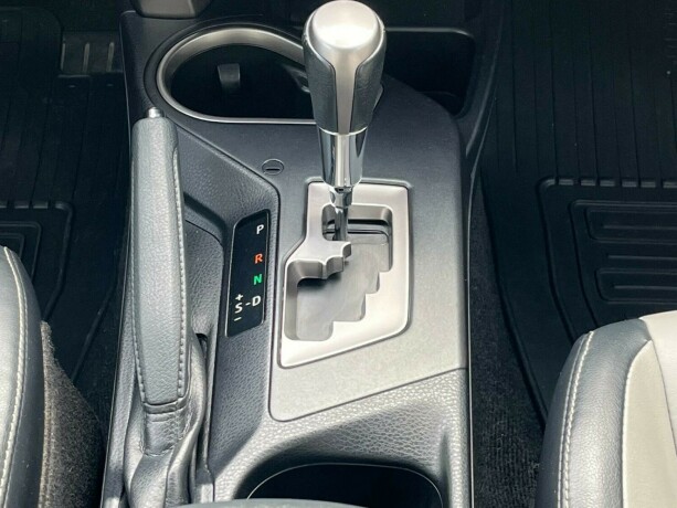 toyota-rav4-elektrisitetbensin-2016-big-20