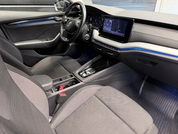 skoda-octavia-elektrisitetbensin-2021-big-15