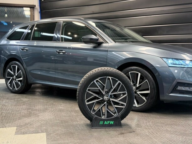 skoda-octavia-elektrisitetbensin-2021-big-10