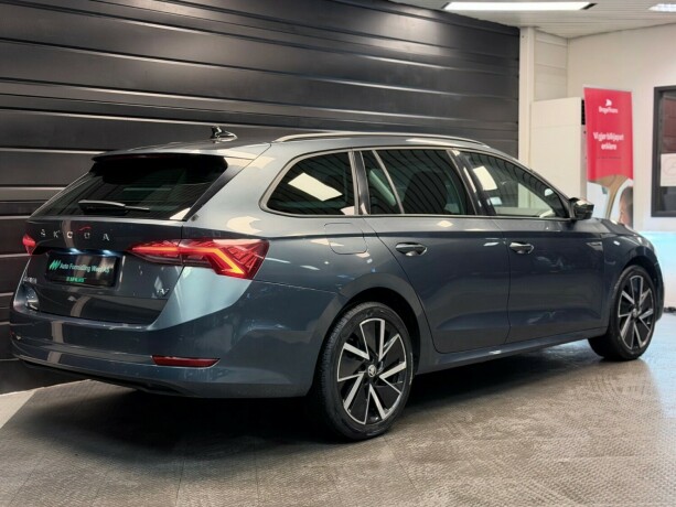 skoda-octavia-elektrisitetbensin-2021-big-8